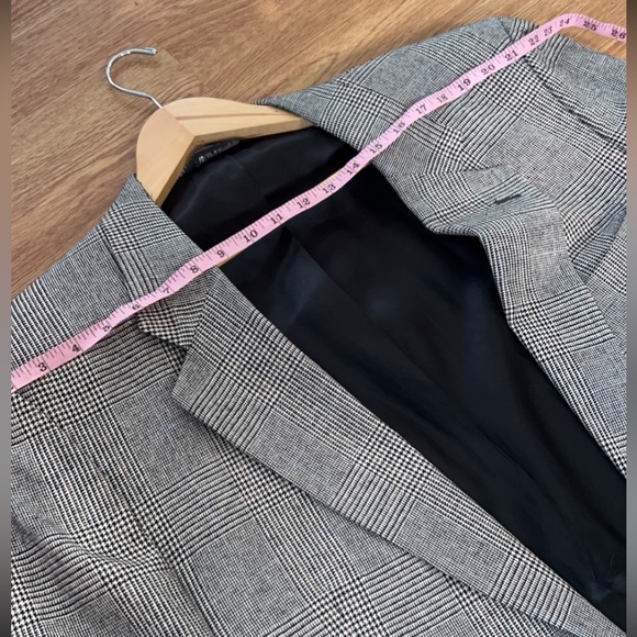 Vintage Burberry Plaid Sports Coat - Picture 7 of 13